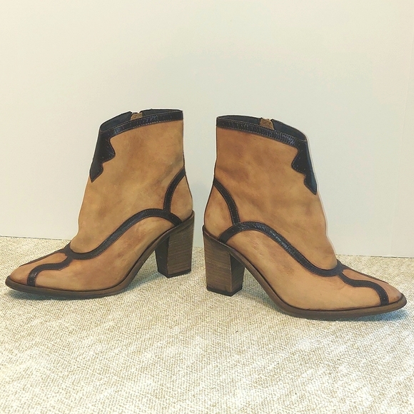Women's Anthropologie Western Style Leather Suede Ankle Boots Pointed Toe - Picture 4 of 11
